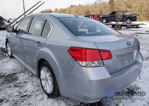 2014 Subaru Legacy 2.5I Premium z USA, uszkodzony, nr VIN 4S3BMBC65E3008271